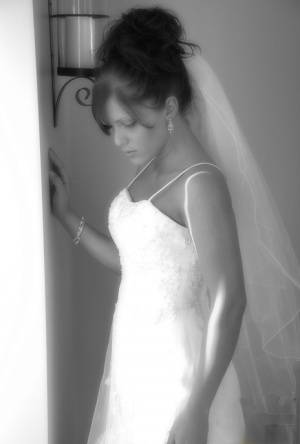 Amateur model Karen poses in wedding dress during solo action | Photo: 28321