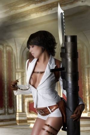 Cosplay Erotica Lady Devil May Cry nude cosplay on realgirlsweb.com