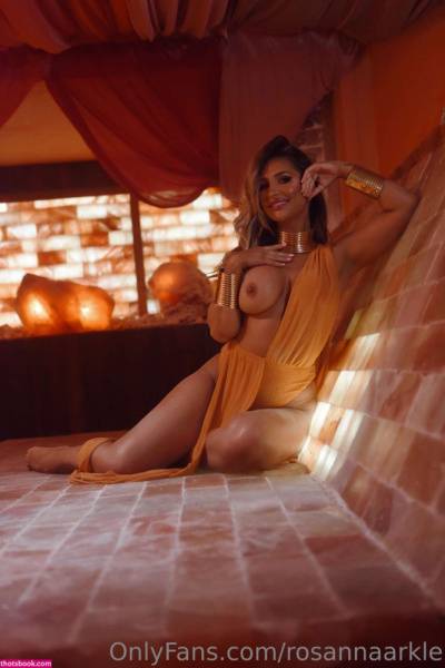 Rosanna Arkle Nude OnlyFans Photos #10 on realgirlsweb.com