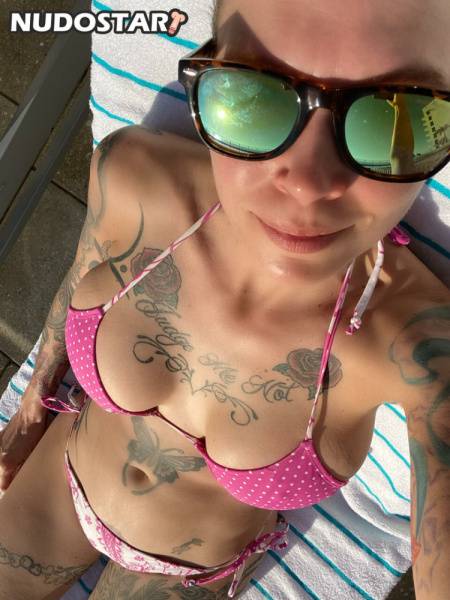 Anna Bell Peaks 2013 annabellpeaksxx OnlyFans Leaks on realgirlsweb.com