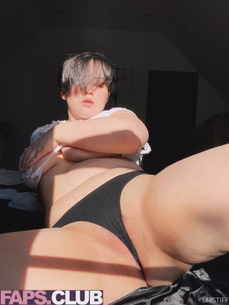 M4stiff Nude OnlyFans Leaks (8 Photos) on realgirlsweb.com