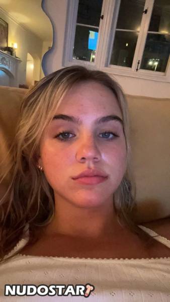 Emma Brooks Instagram Leaks on realgirlsweb.com