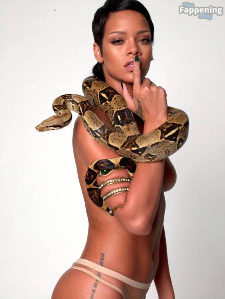 Rihanna Strips Sexy & Topless – GQ 2013 (67 Outtake Photos) on realgirlsweb.com