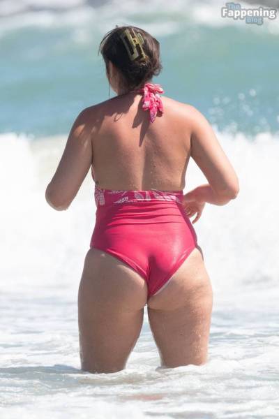 Jacqueline Jossa Has Fun in the Sun on the Beach in Spain (92 Photos) - Spain on realgirlsweb.com